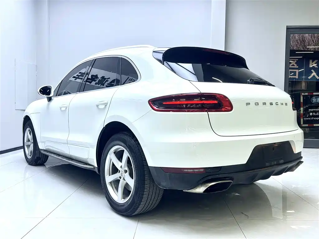Porsche Macan 2017 Macan 2.0T фото 6