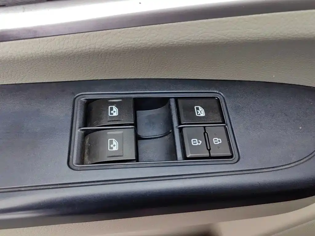 Фото 9 - Dongfeng Fengxing Lingzhi