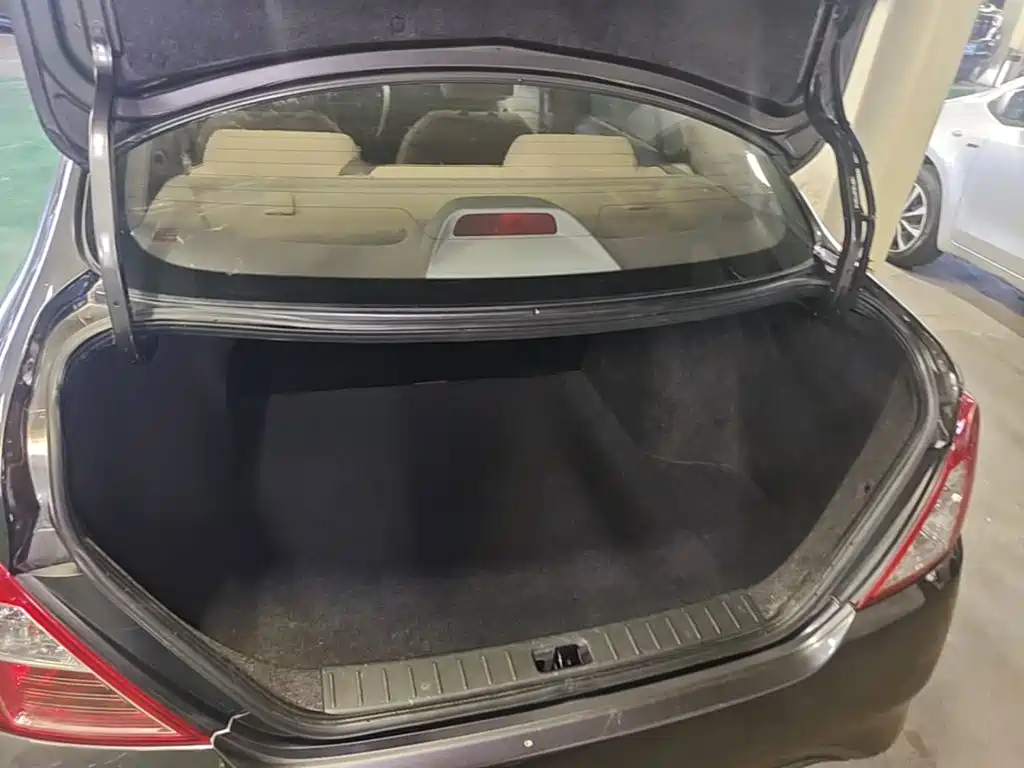 Nissan Sunny 2016 2015 1.5XE Manual Comfort
