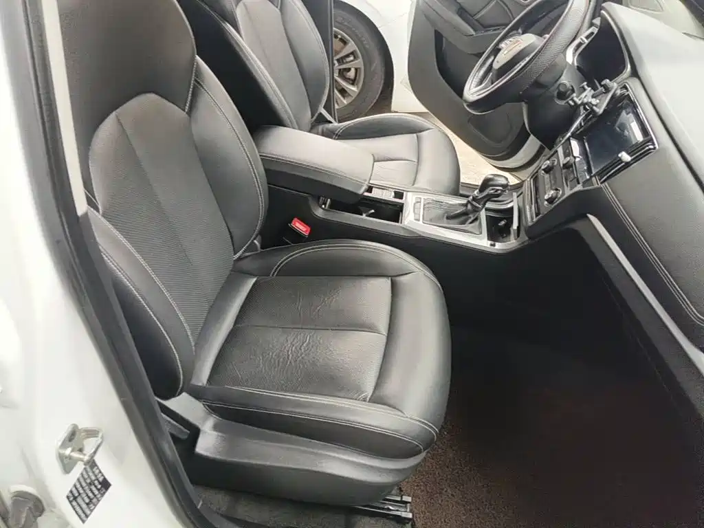Roewe RX5 2016 2016 20T 2WD Automatic Flagship Edition