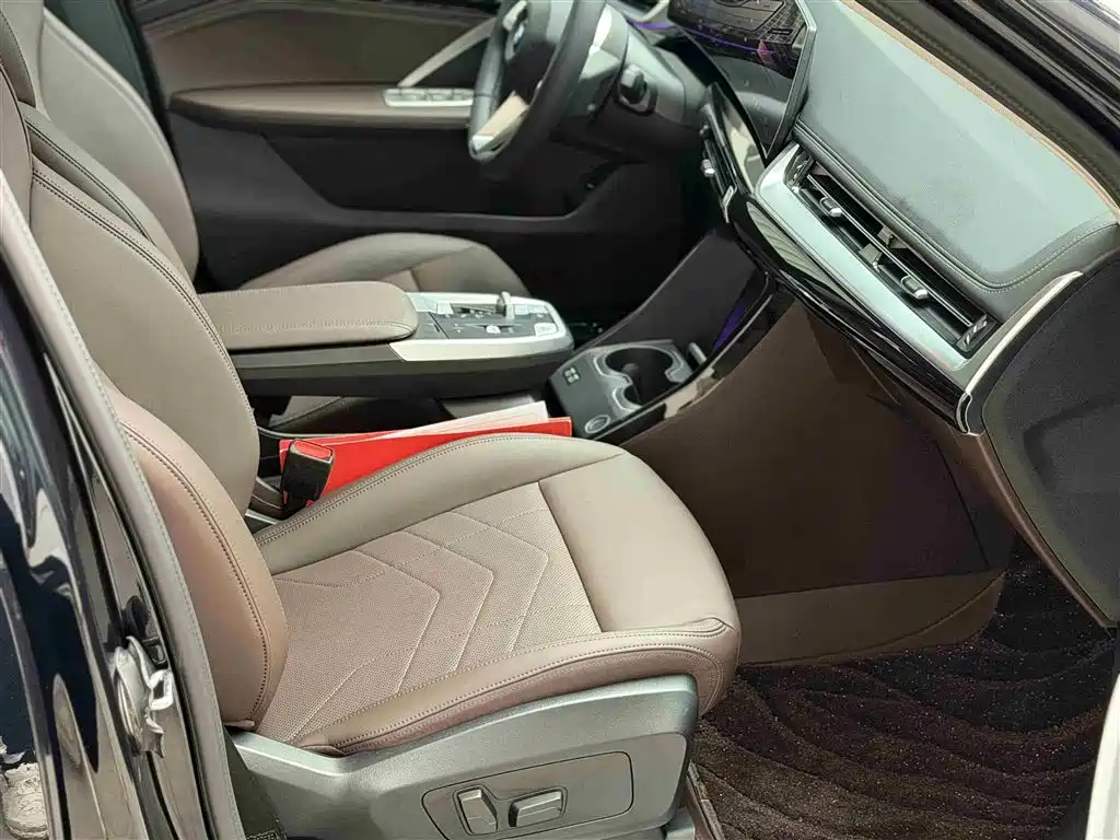 BMW X1 2024 sDrive25Li X Design Package фото 12