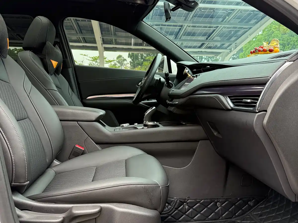 Cadillac XT4 2023 28T 2WD Trend фото 11