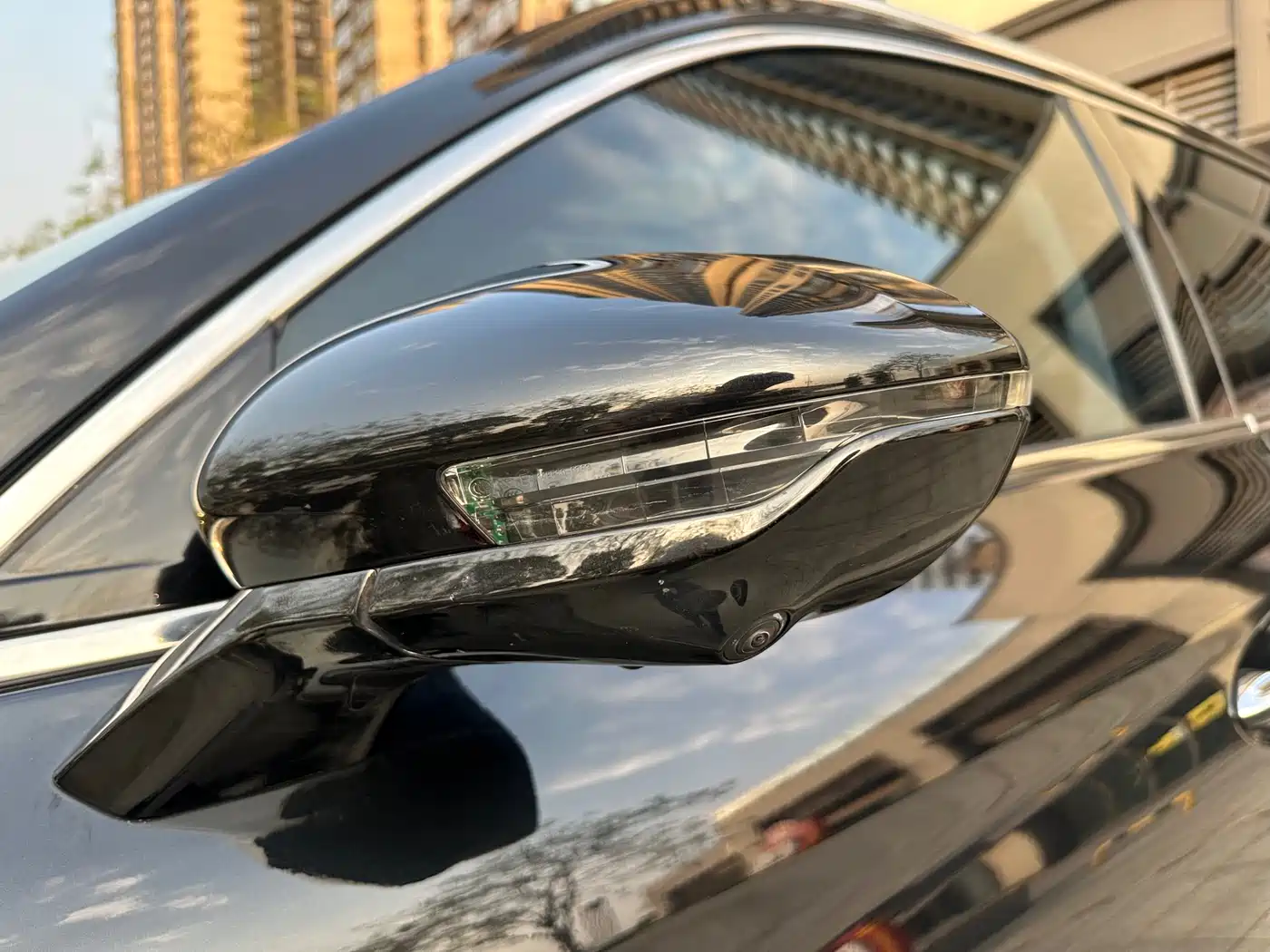 Hongqi HS5 2022 2.0T Smart Connect Premium Edition фото 36