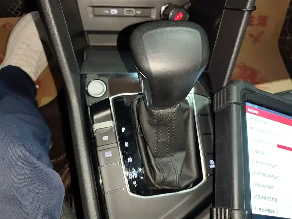 Volkswagen Tiguan L 2022 330TSI Automatic 2WD Smart Edition фото 10