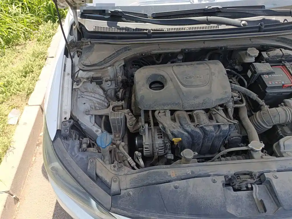 Hyundai Elantra 2016 Model 1.6L Automatic Smart Elite фото 21