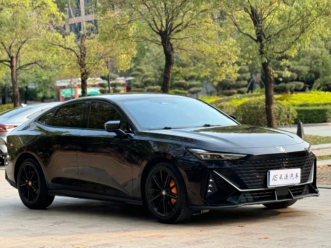 CHANGAN UNI-V