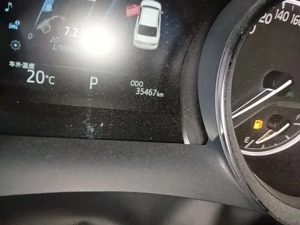 Toyota Camry 2021 2.0G Luxury Edition фото 19