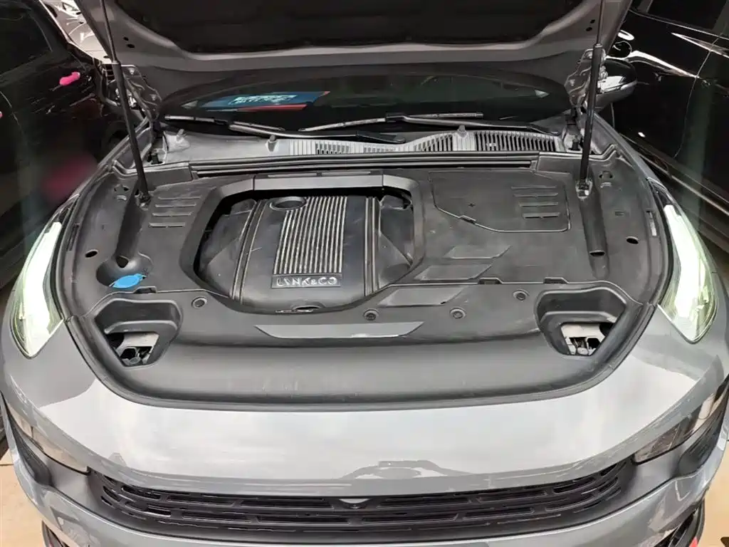 Lynk & Co 02 2018 Model 1.5T DCT 2WD Yao Pro Edition China V фото 19