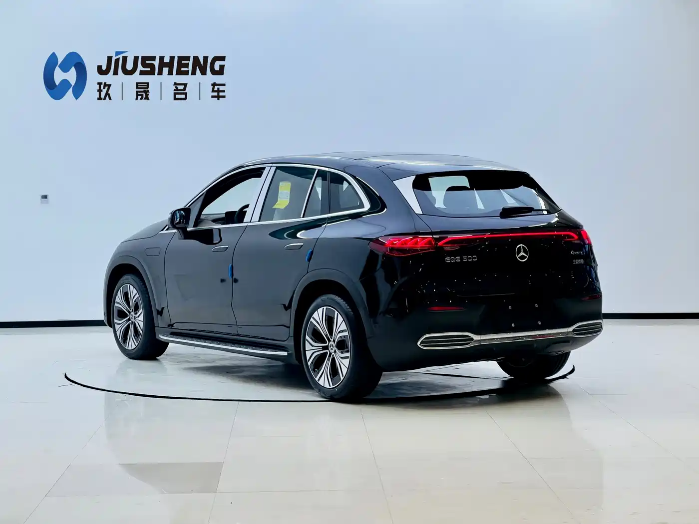 MERCEDES-BENZ EQE SUV