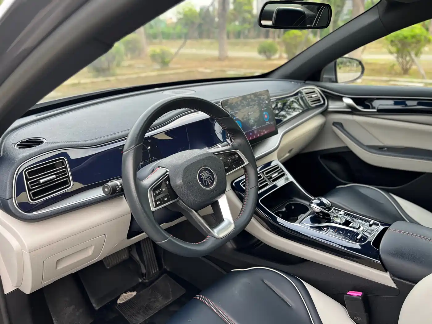 BYD Qin PLUS 2021 DM-i 55KM Flagship фото 9
