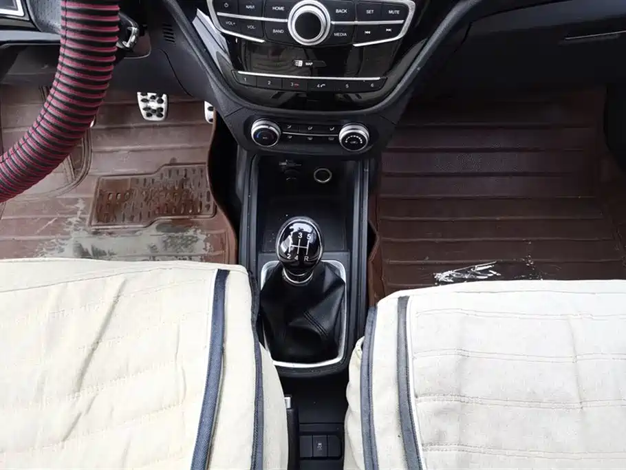 Haval H1 2015 1.5L Manual Luxury фото 16