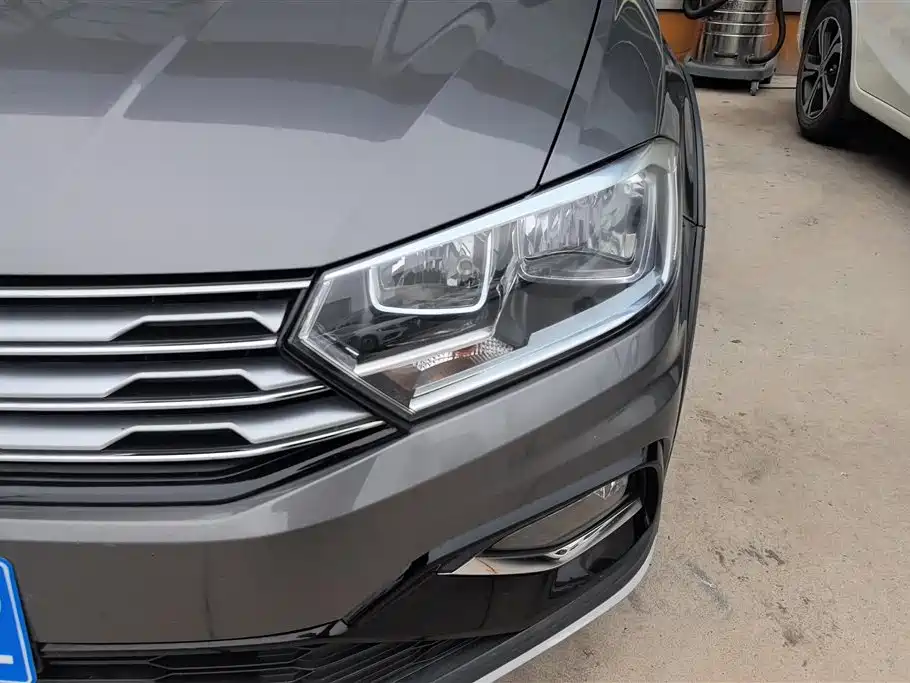 Volkswagen C-TREK 2018 1.5L Automatic Comfort фото 5