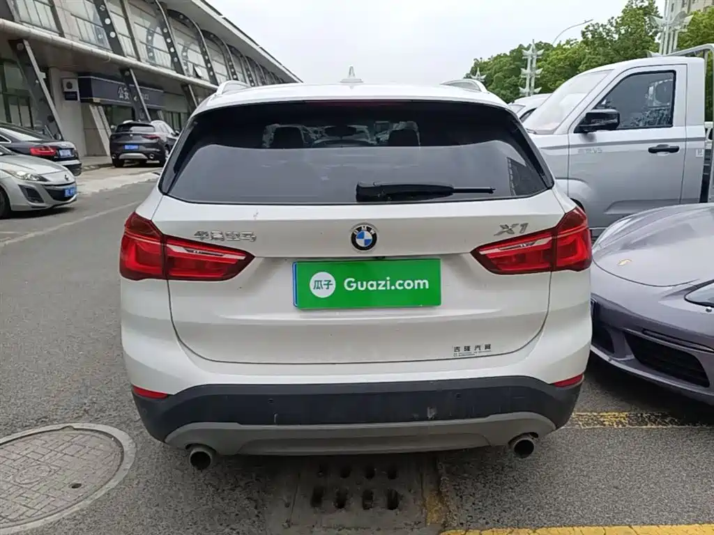 BMW X1 2018 sDrive20Li Leading Model фото 6