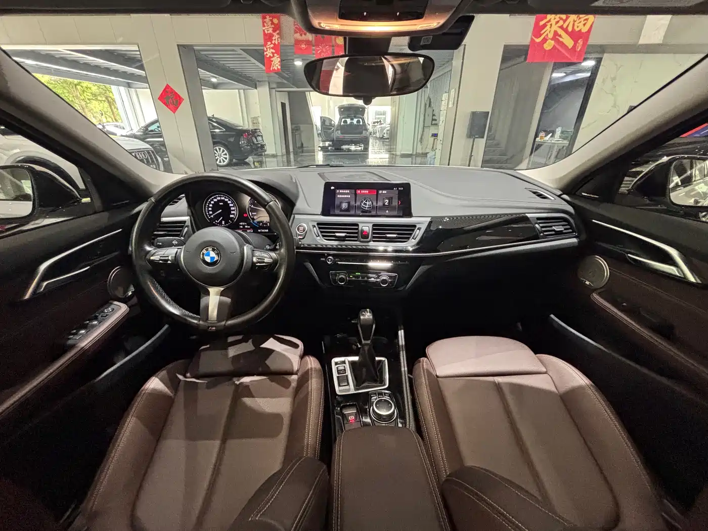 BMW 1 Series 2019 118i M Sport Package фото 7
