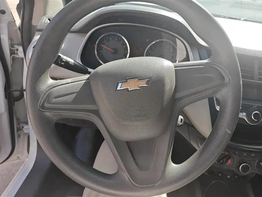 Chevrolet Sail 2015 Sail 3 1.3L Manual Cozy Edition фото 15