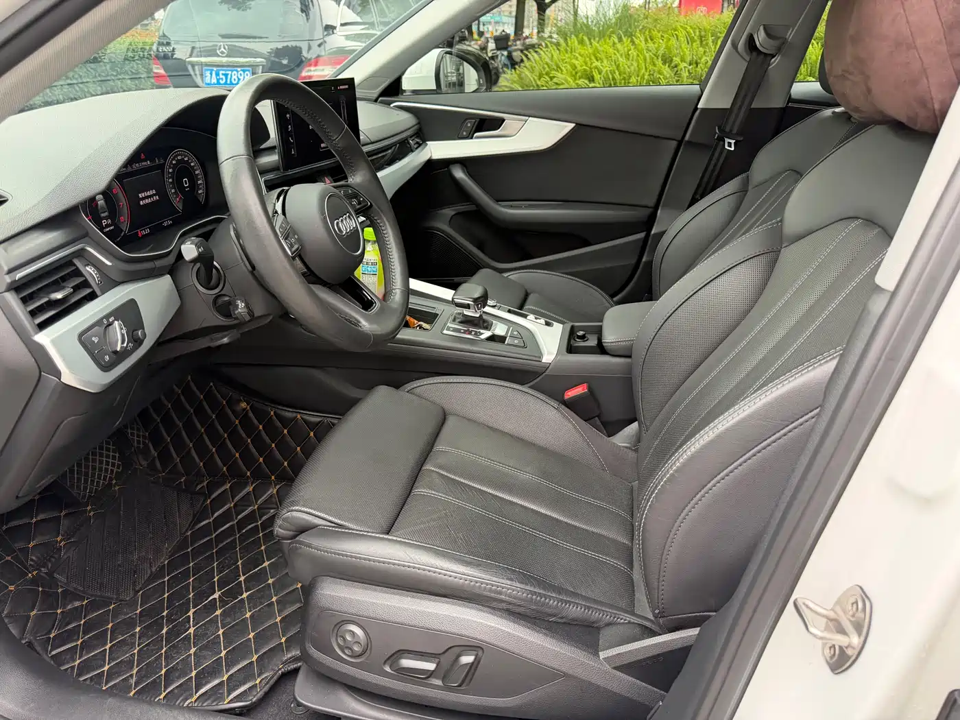 Audi A4L 2020 40 TFSI Luxury Dynamic фото 8