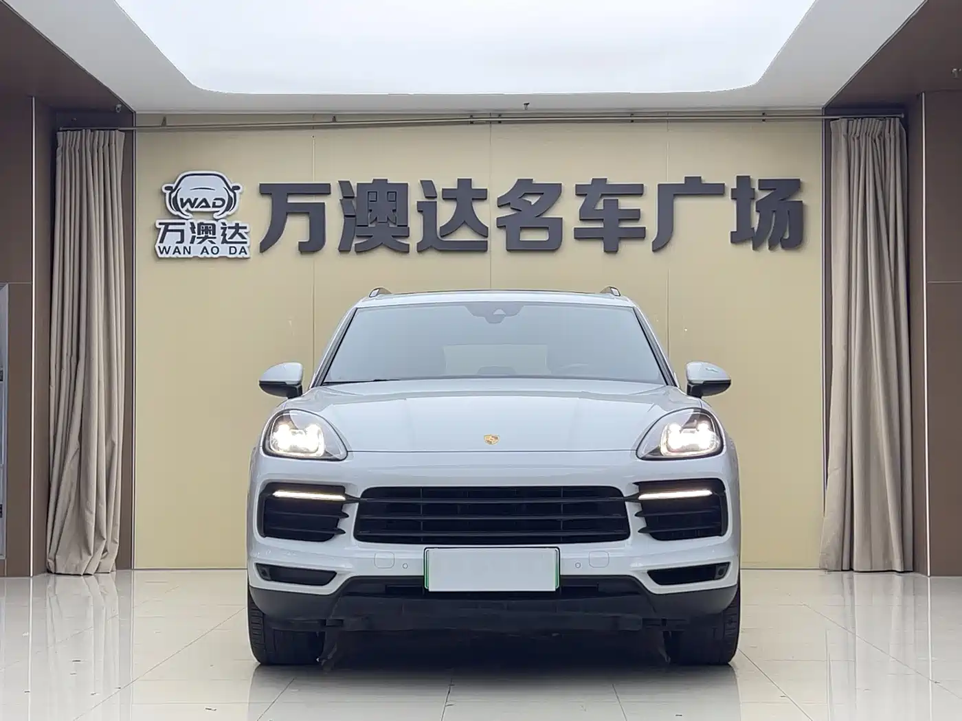 Porsche Cayenne New Energy 2019 Cayenne E-Hybrid 2.0T фото 2