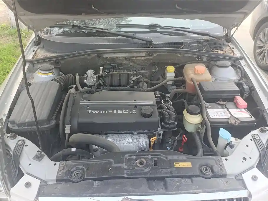 Buick Excelle 2011 1.6LX-AT фото 10
