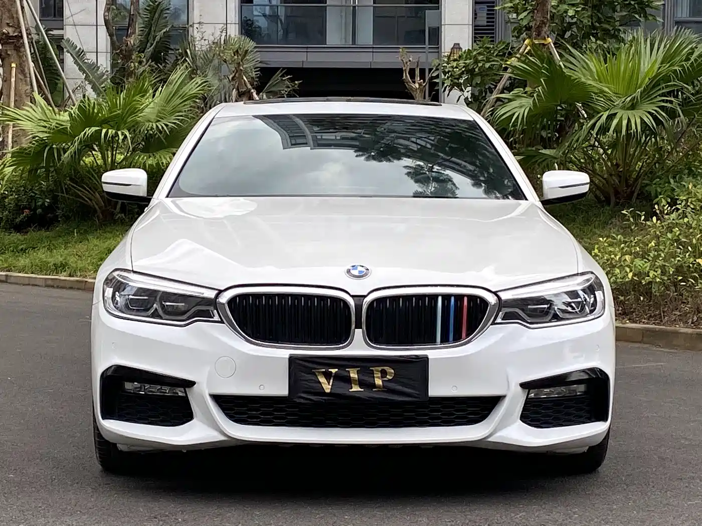 BMW 5 Series 2018 525Li M Sport Package фото 2