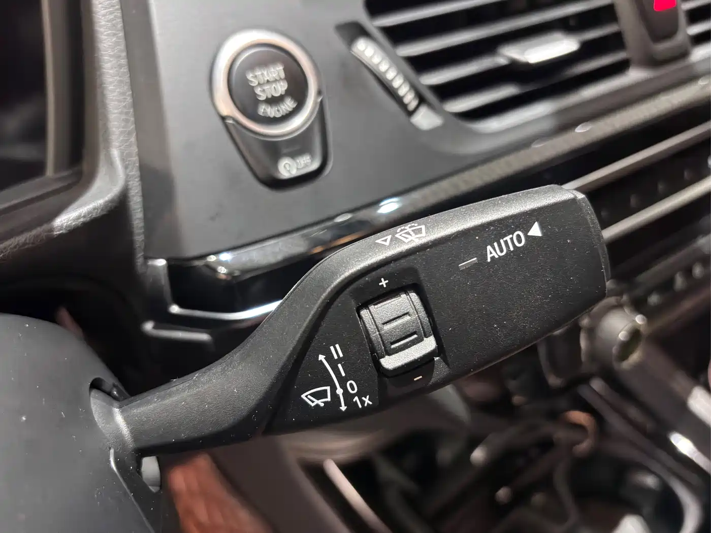 BMW 1 Series 2019 118i M Sport Package фото 18