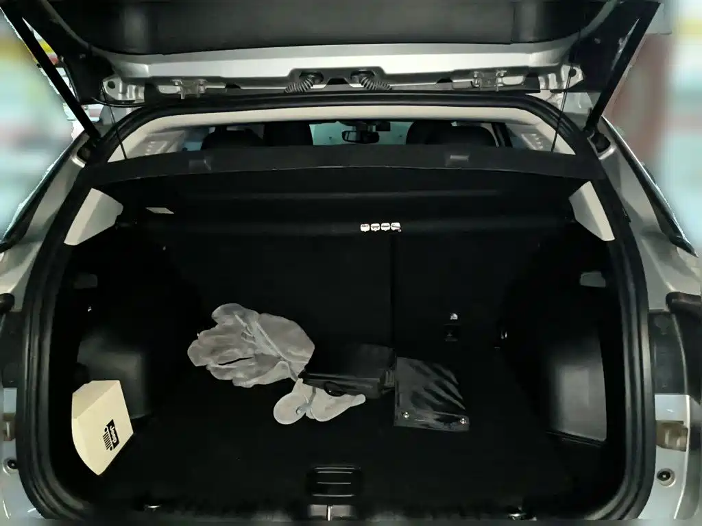 Photo 15 - Jeep Compass