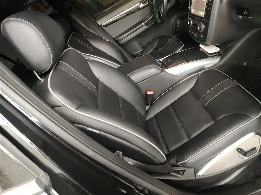Mercedes-Benz R-Class 2017 R 320 4MATIC Business Collector's Edition фото 25
