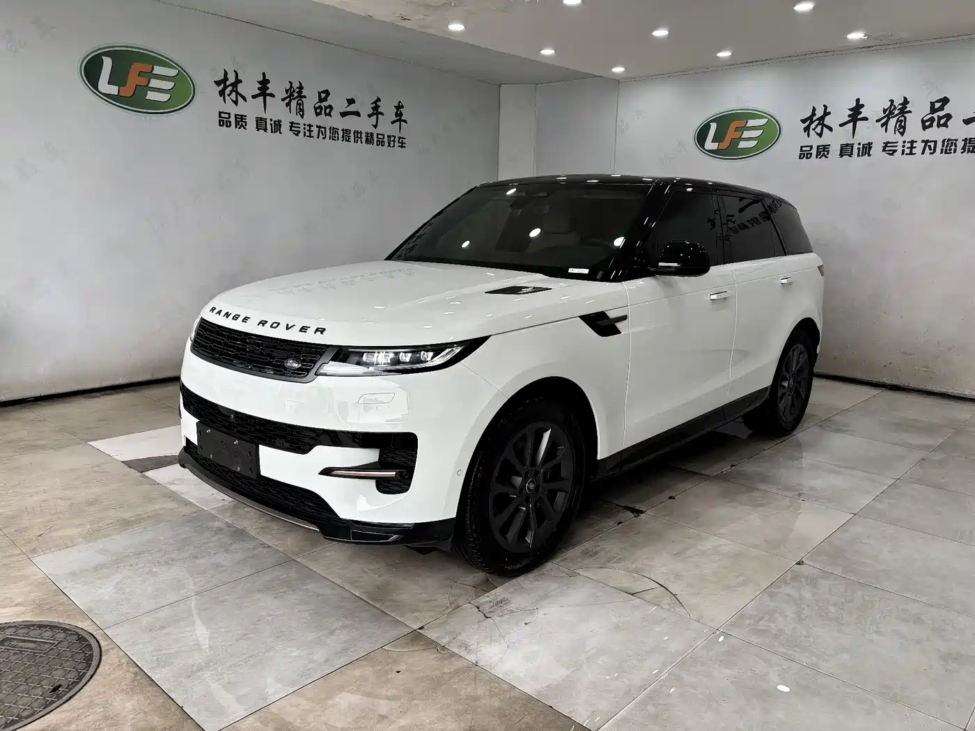 Land Rover Range Rover Sport 2024 400PS Dynamic SE