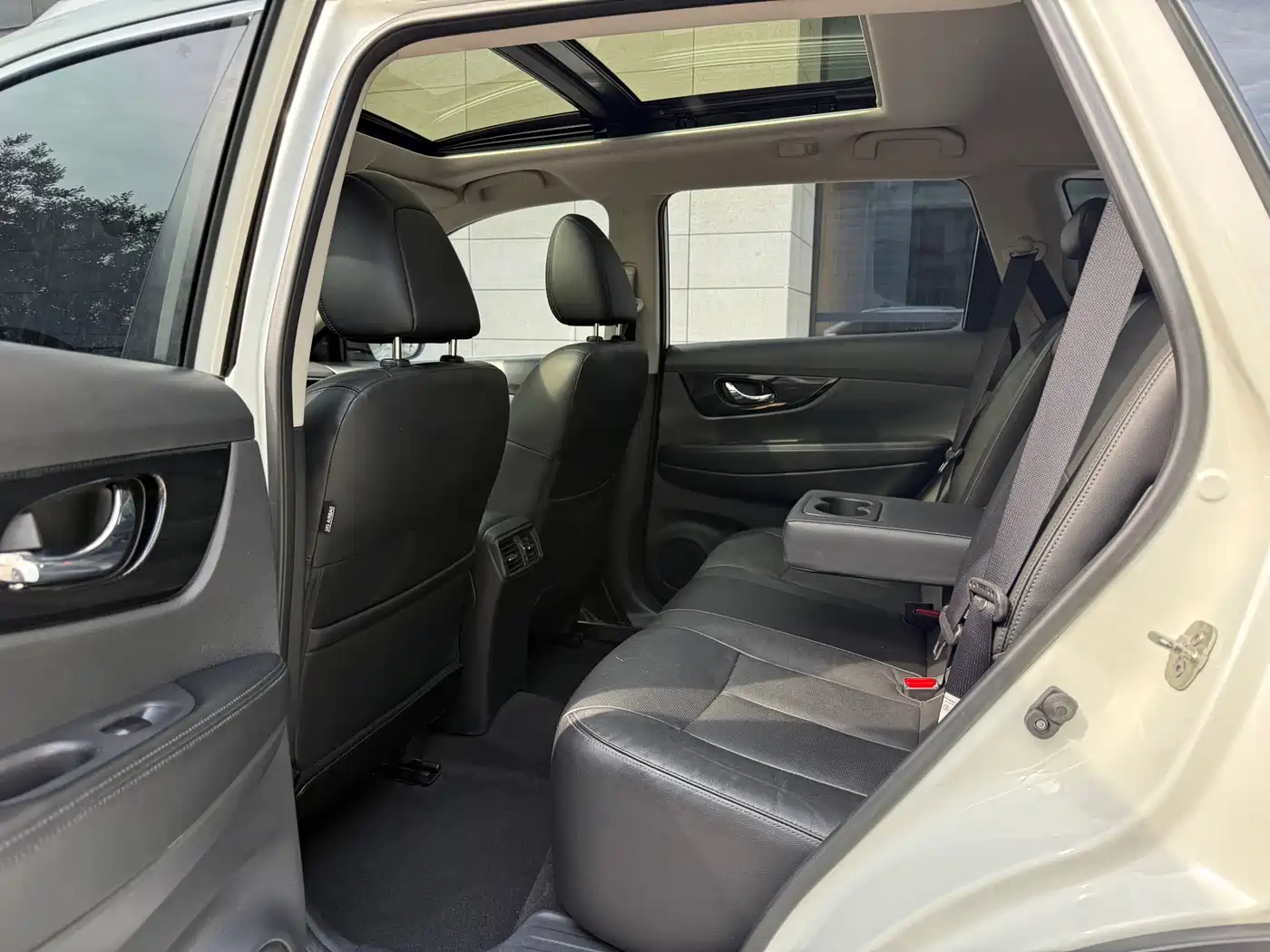 Nissan X-Trail 2019 2.5L CVT Smart Connect Luxury Edition 4WD фото 11