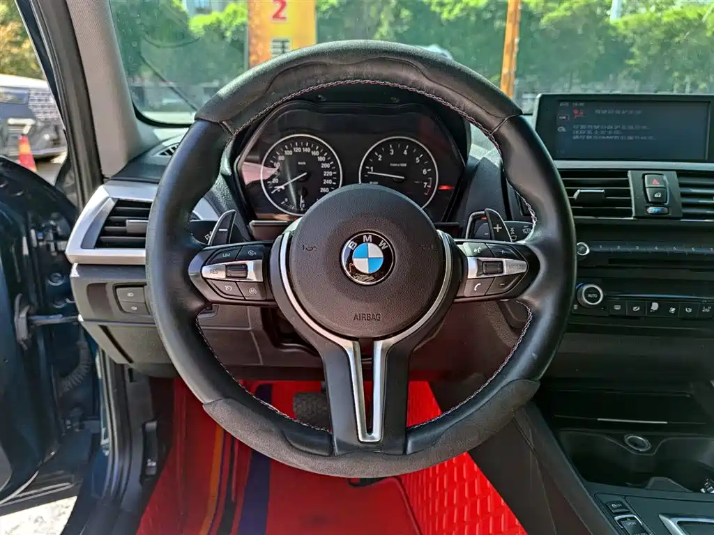 BMW 1 Series (Import) 2013 Facelift 118i Leading Model фото 12