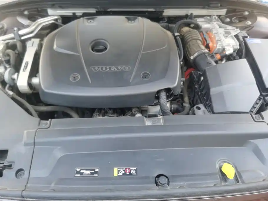 VOLVO S90 PLUG IN HYBRID
