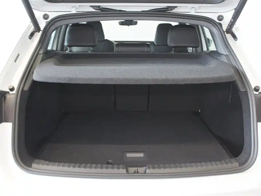 Audi Q4 e-tron 2024 40 e-tron Pioneer Edition фото 7