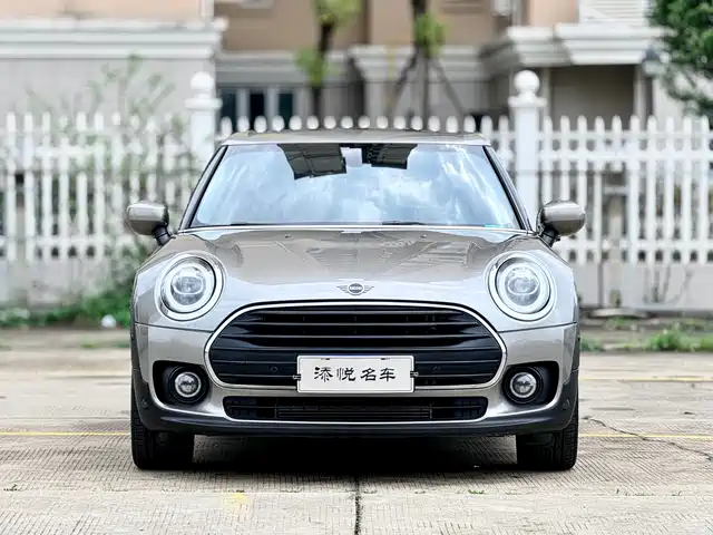 MINI CLUBMAN