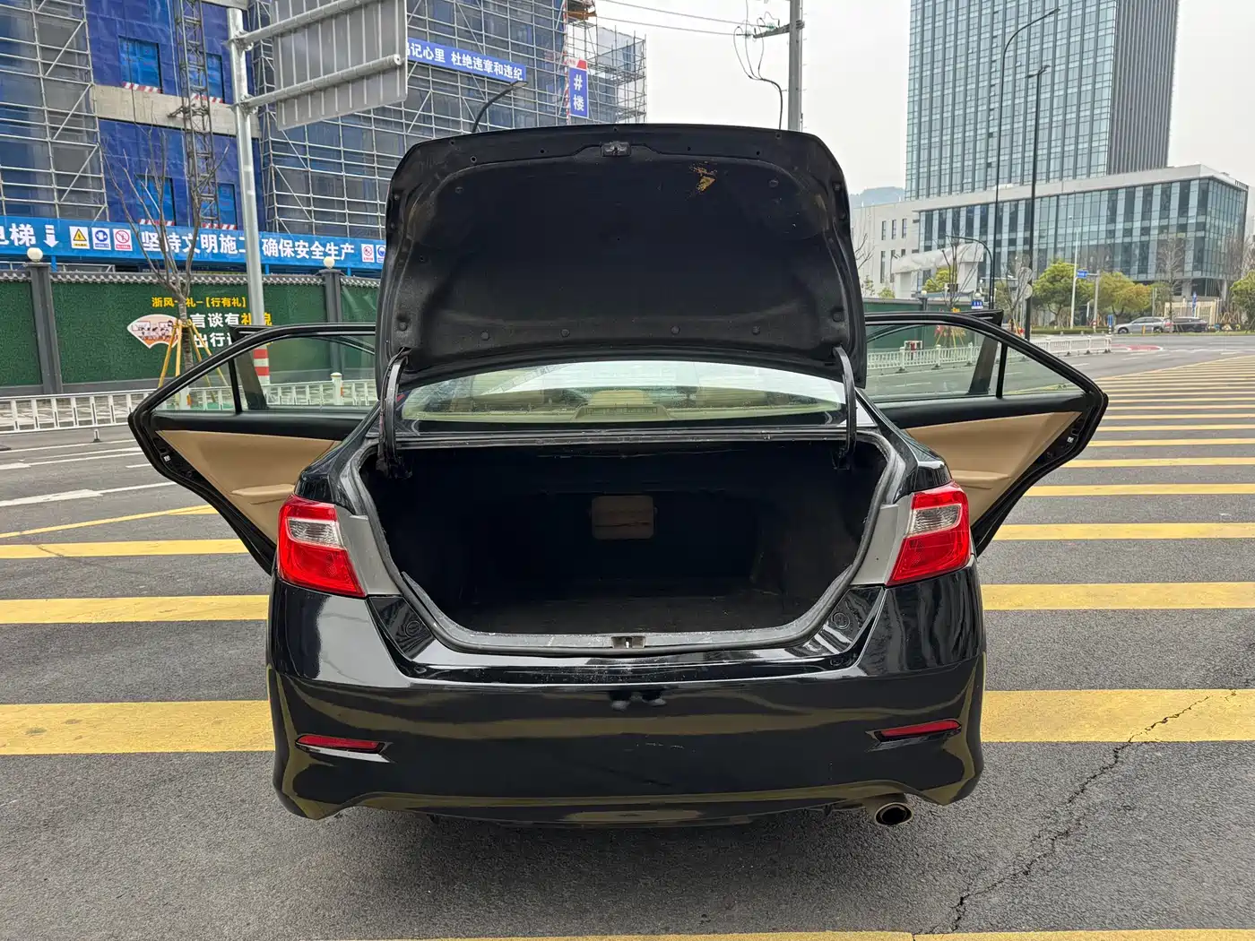 Toyota Camry 2013 2.0G Comfort фото 14