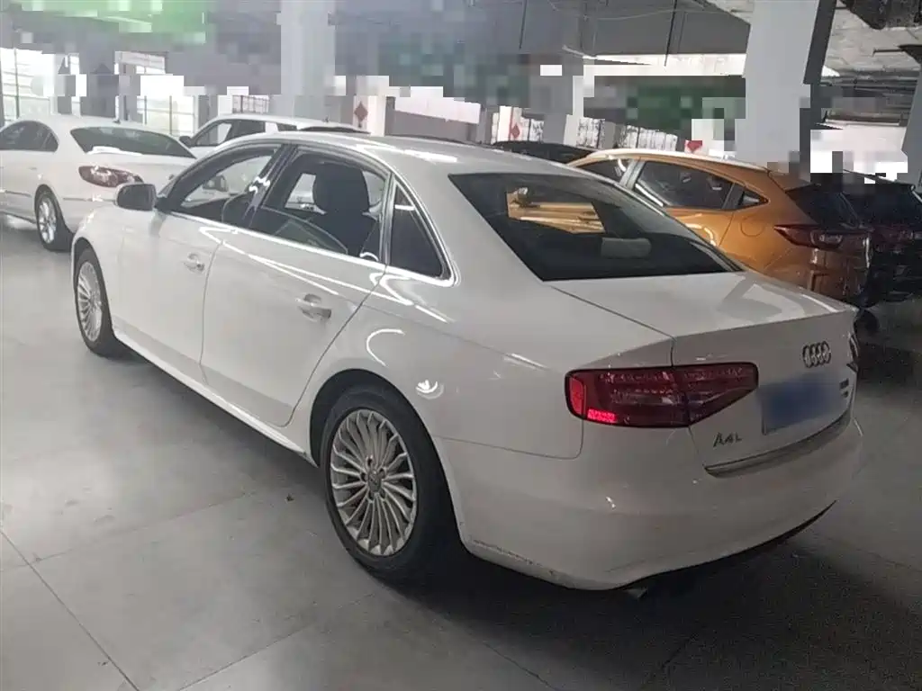 Audi A4L 2015 35 TFSI Auto Comfort фото 5