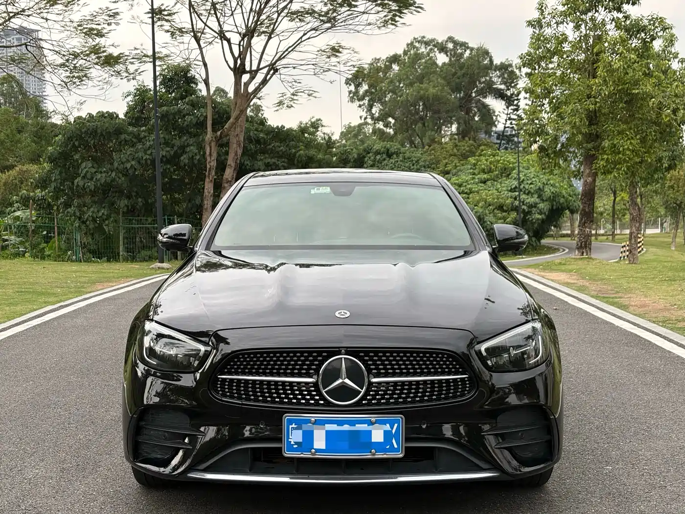 Mercedes-Benz E-Class 2022 Facelift E 300 L Sport Fashion Style фото 2