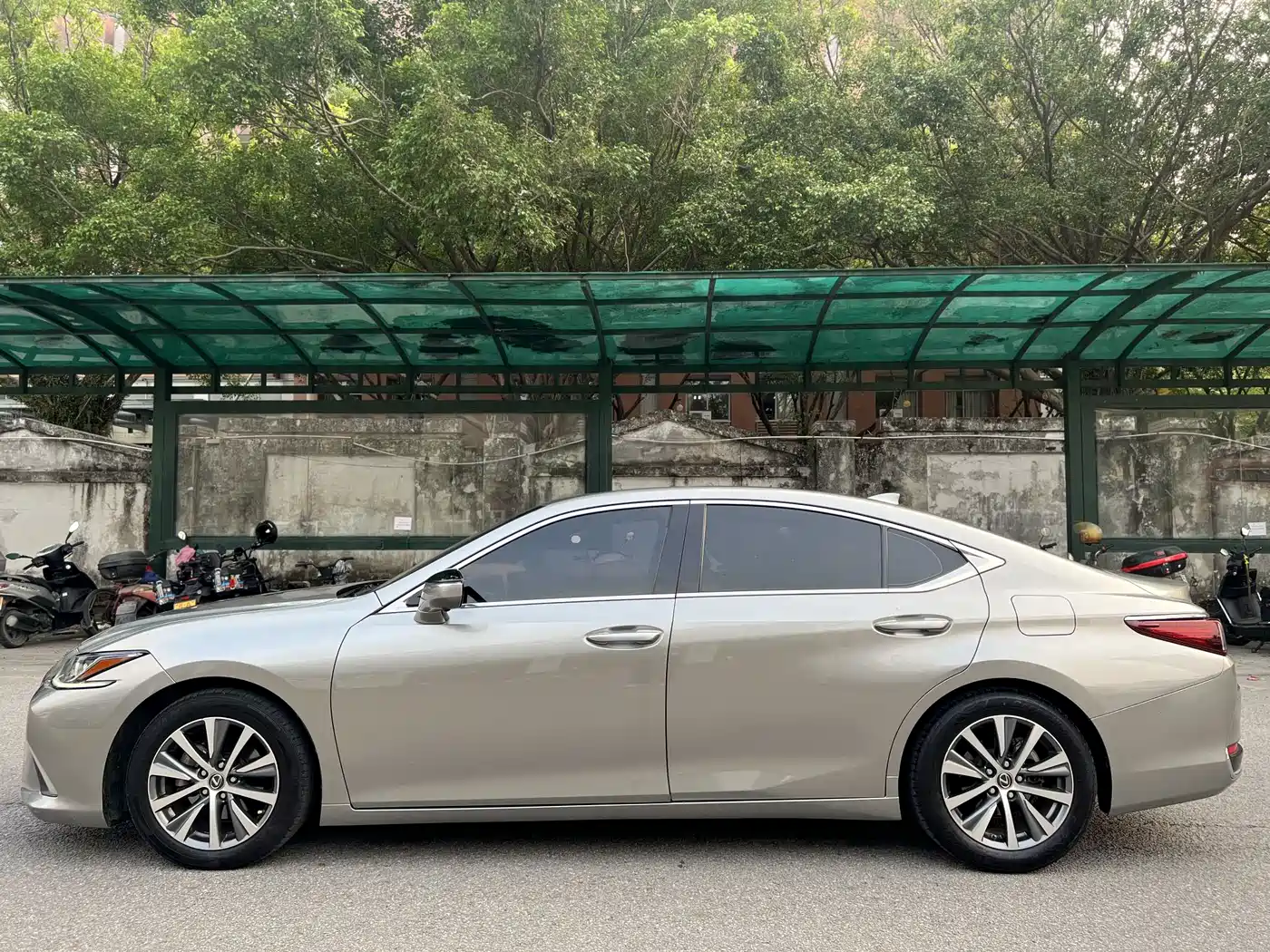 Lexus ES 2018 200 Excellence Edition China V фото 12