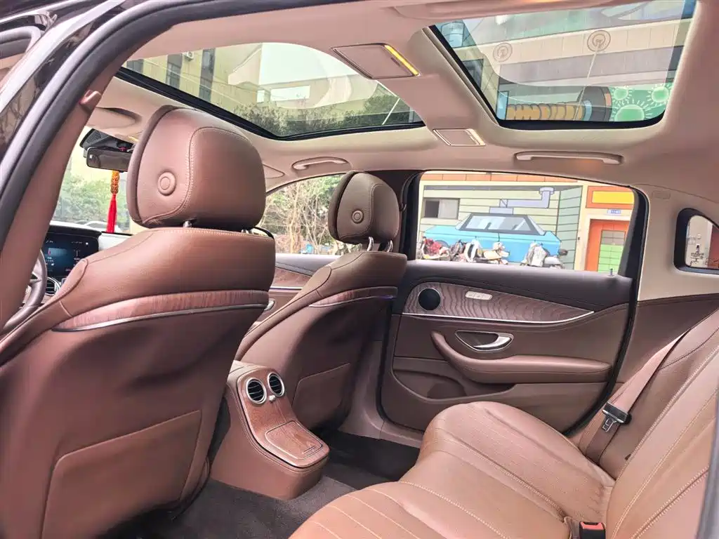 Mercedes-Benz E-Class 2021 Facelift E 260 L фото 8