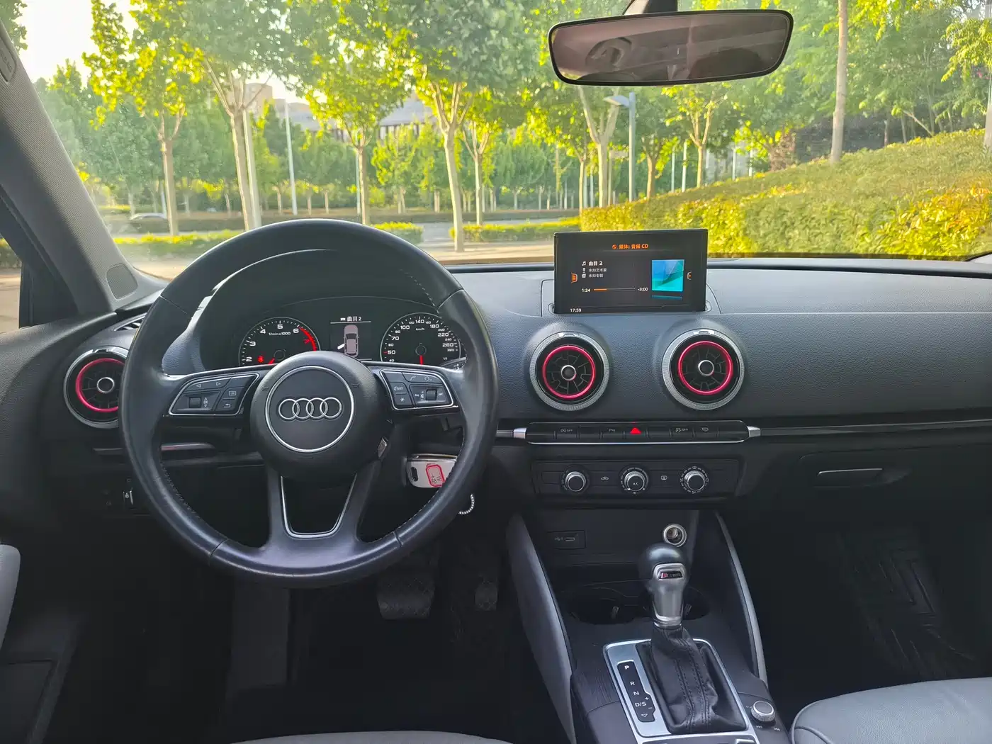 Audi A3 2018 30th Anniversary Sportback 35 TFSI Fashion фото 12