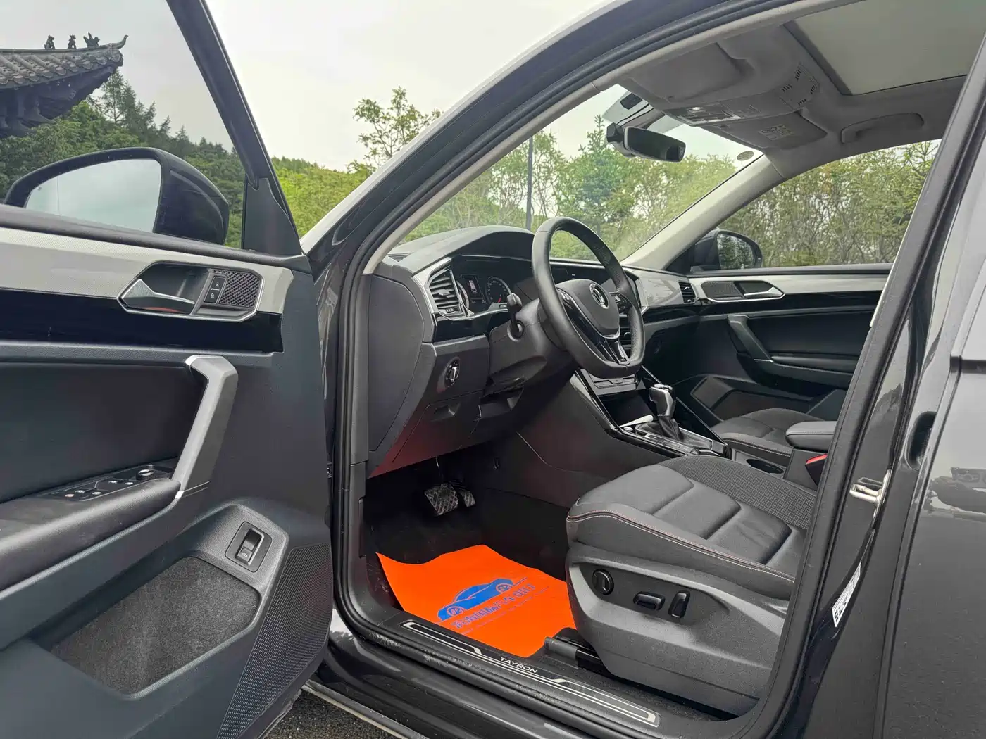 Volkswagen Tayron 2022 280TSI 2WD Luxury Smart Connect Edition фото 7