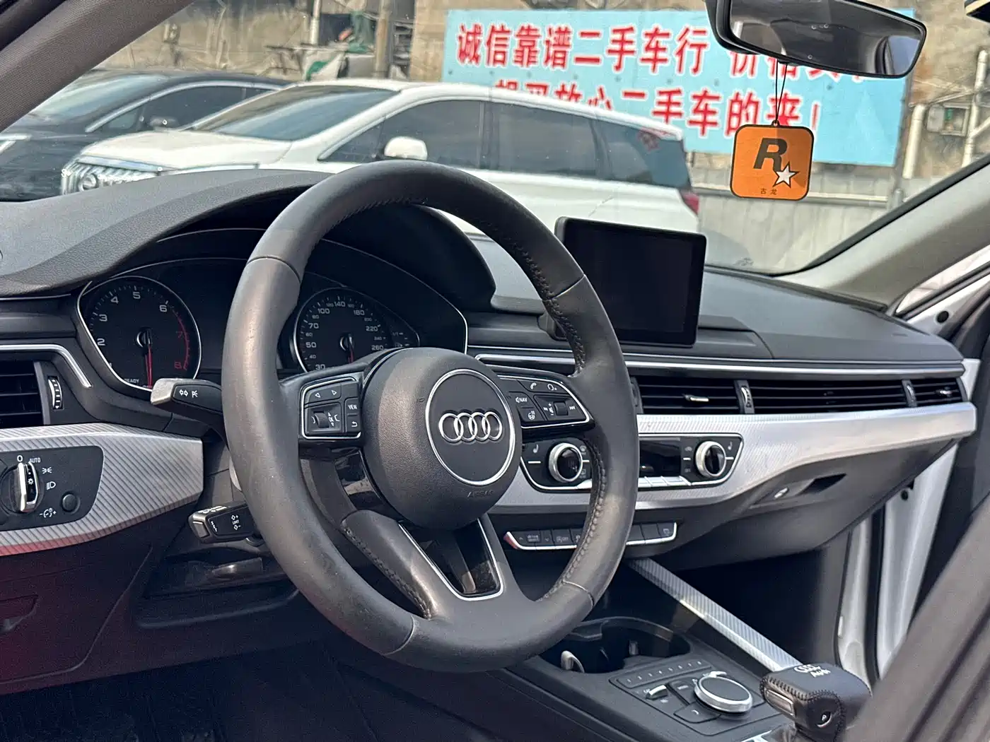 Audi A4L 2017 40 TFSI Fashion Edition фото 17