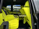 Фото 26 - Rolls-Royce Cullinan