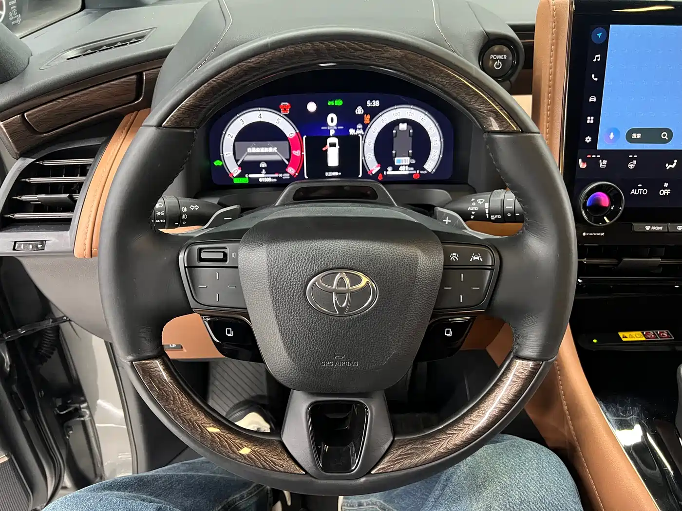 Toyota Alphard 2024 Hybrid 2.5L Ultimate Enjoyment Edition фото 23