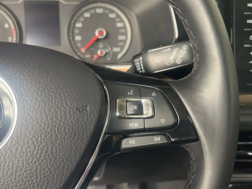 Volkswagen Tharu 2020 280TSI 2WD Luxury Edition China VI фото 22
