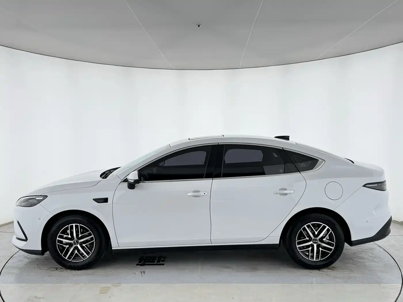 BYD Hai Bao 05 DM-i 2025 DM-i Smart Drive Edition 55KM Premium фото 15