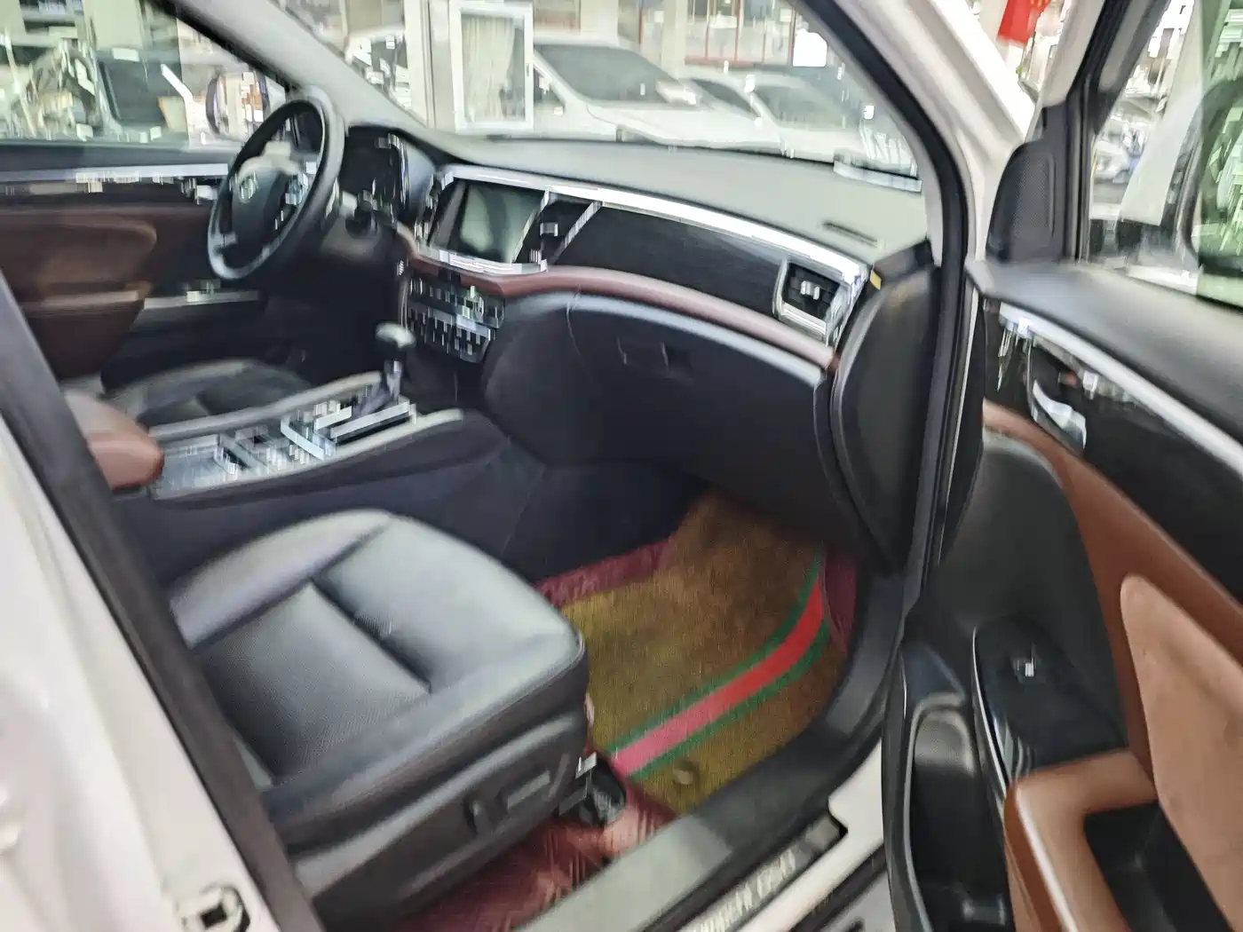 GAC Trumpchi Trumpchi GS8 2017 320T 2WD Luxury Smart Connect (7-seater) фото 8