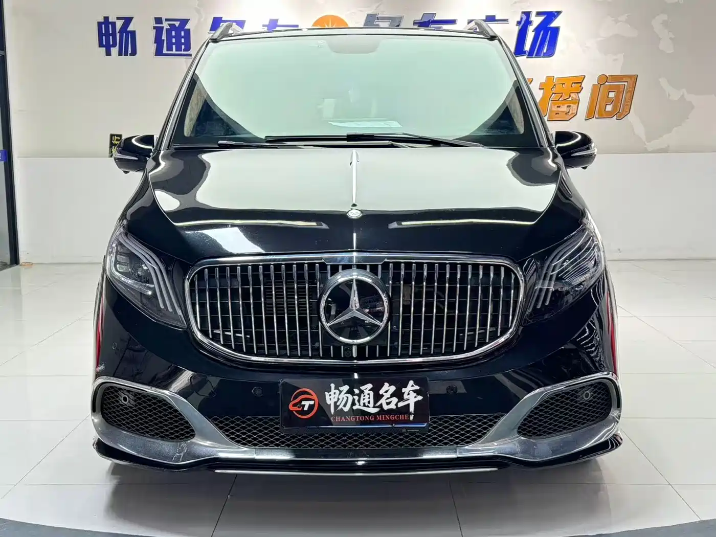 Mercedes-Benz Vito 2021 2.0T Business Edition 9-seater
