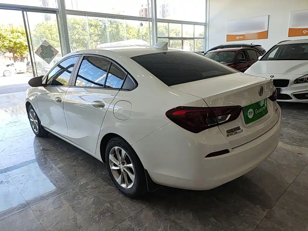 Фото 5 - Buick Excelle