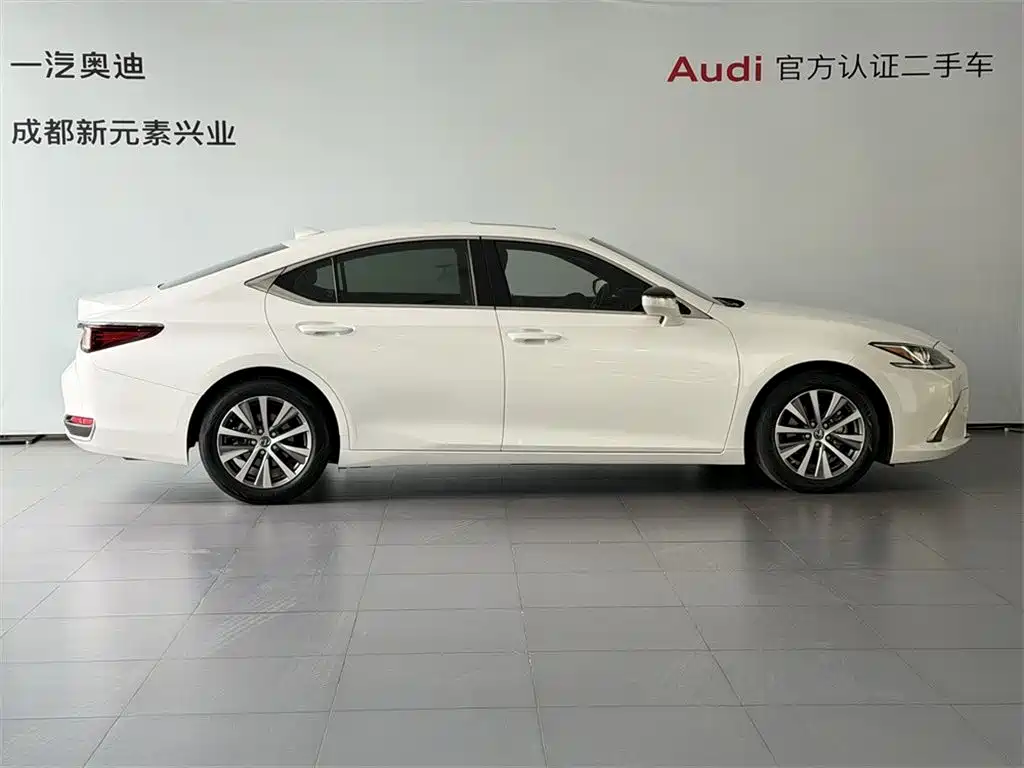 Lexus ES 2018 200 Excellence Edition China V фото 3