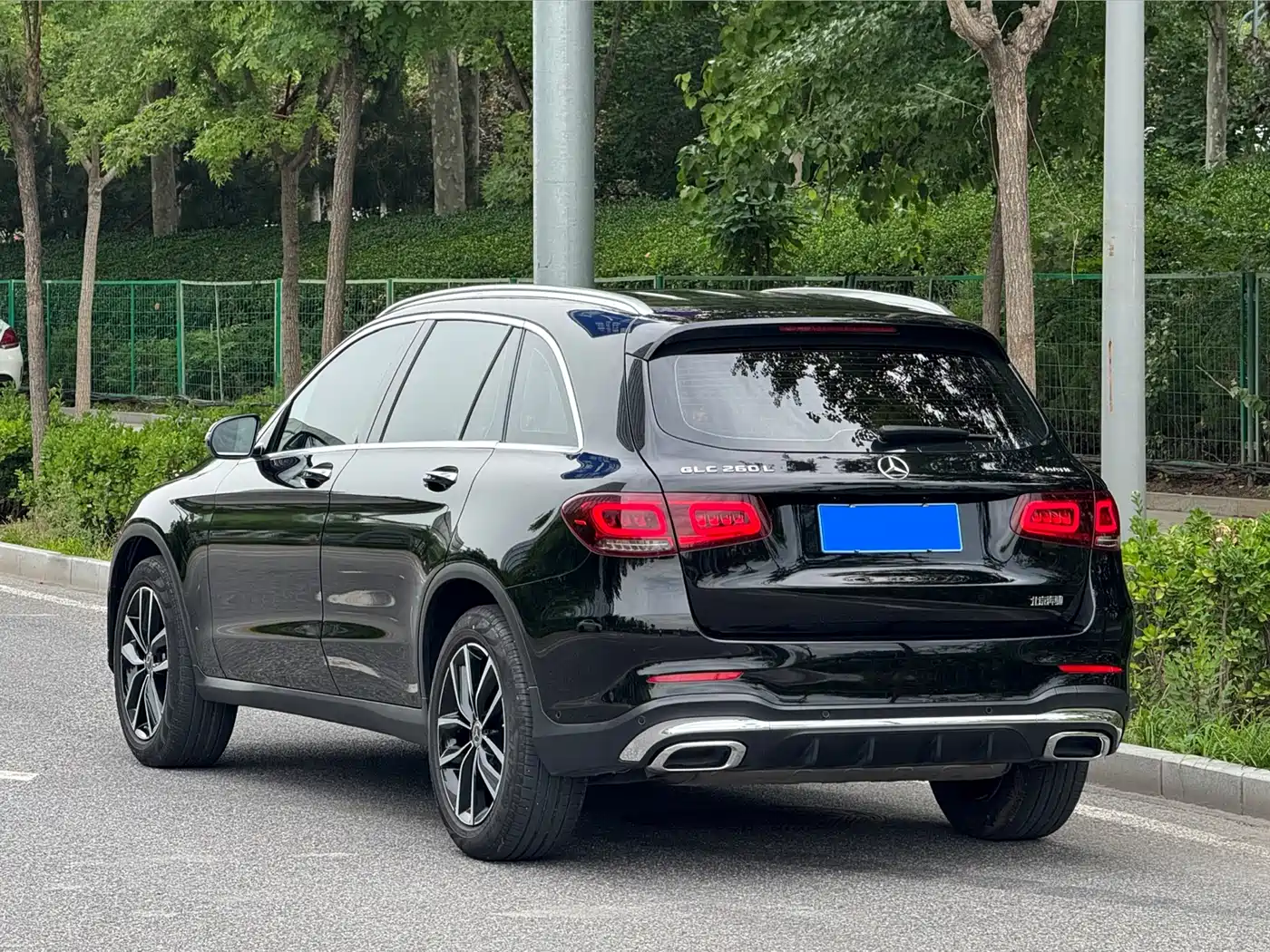 Mercedes-Benz GLC 2021 GLC 260 L 4MATIC Luxury фото 4