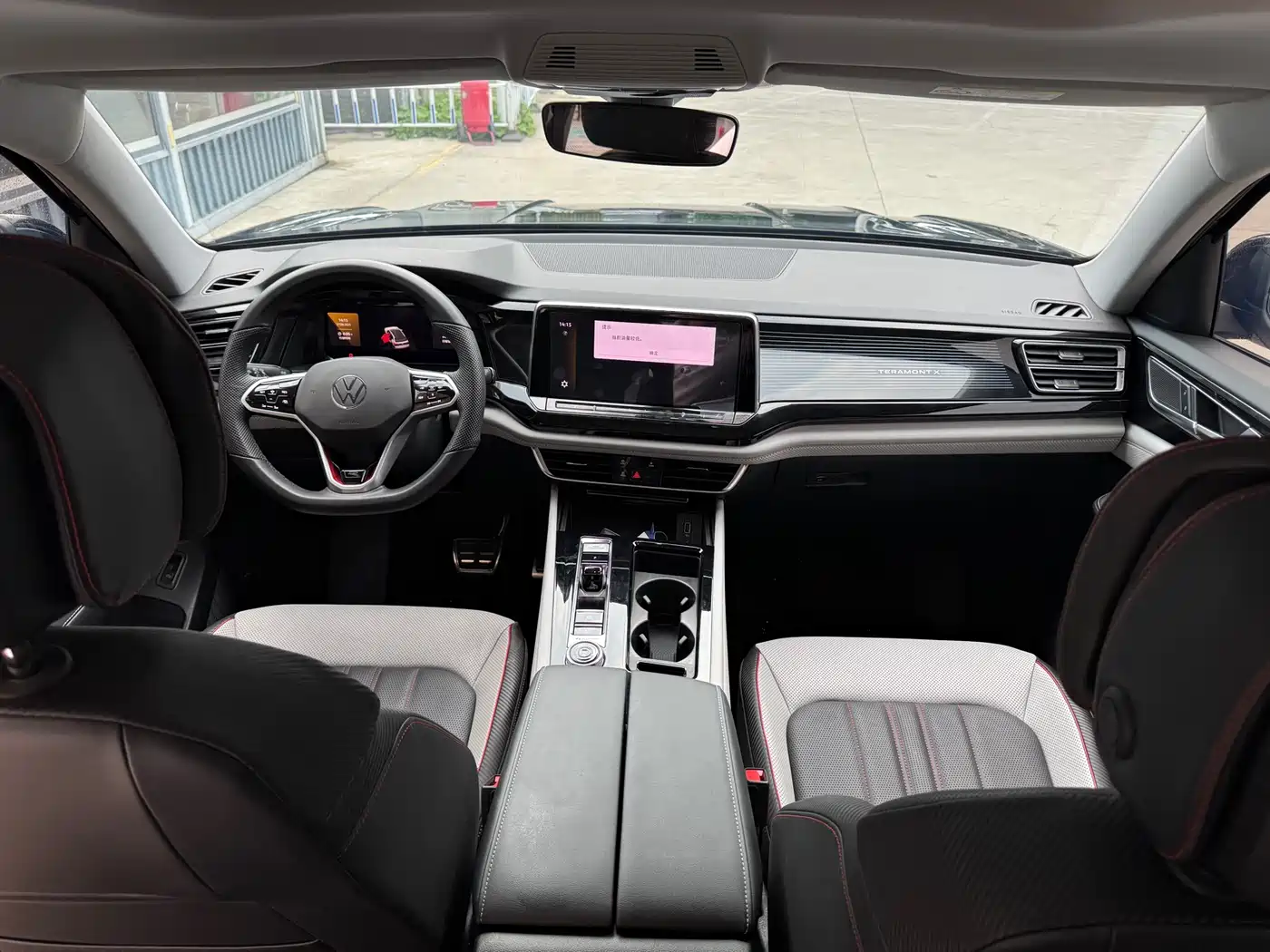 Volkswagen Teramont 2023 Teramont X 380TSI 4Motion Premium Luxury фото 4